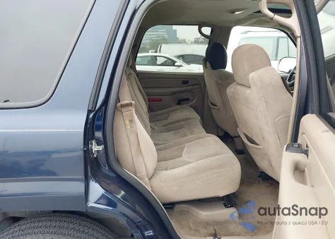 2004 Chevrolet Tahoe Ls из США, поврежденный, VIN 1GNEK13Z94R197260